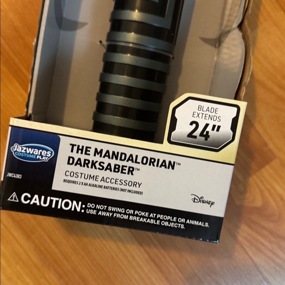 Star Wars: the Mandalorian Darksaber
Halloween toy /Costume Accessory sword - Picture 3 of 6